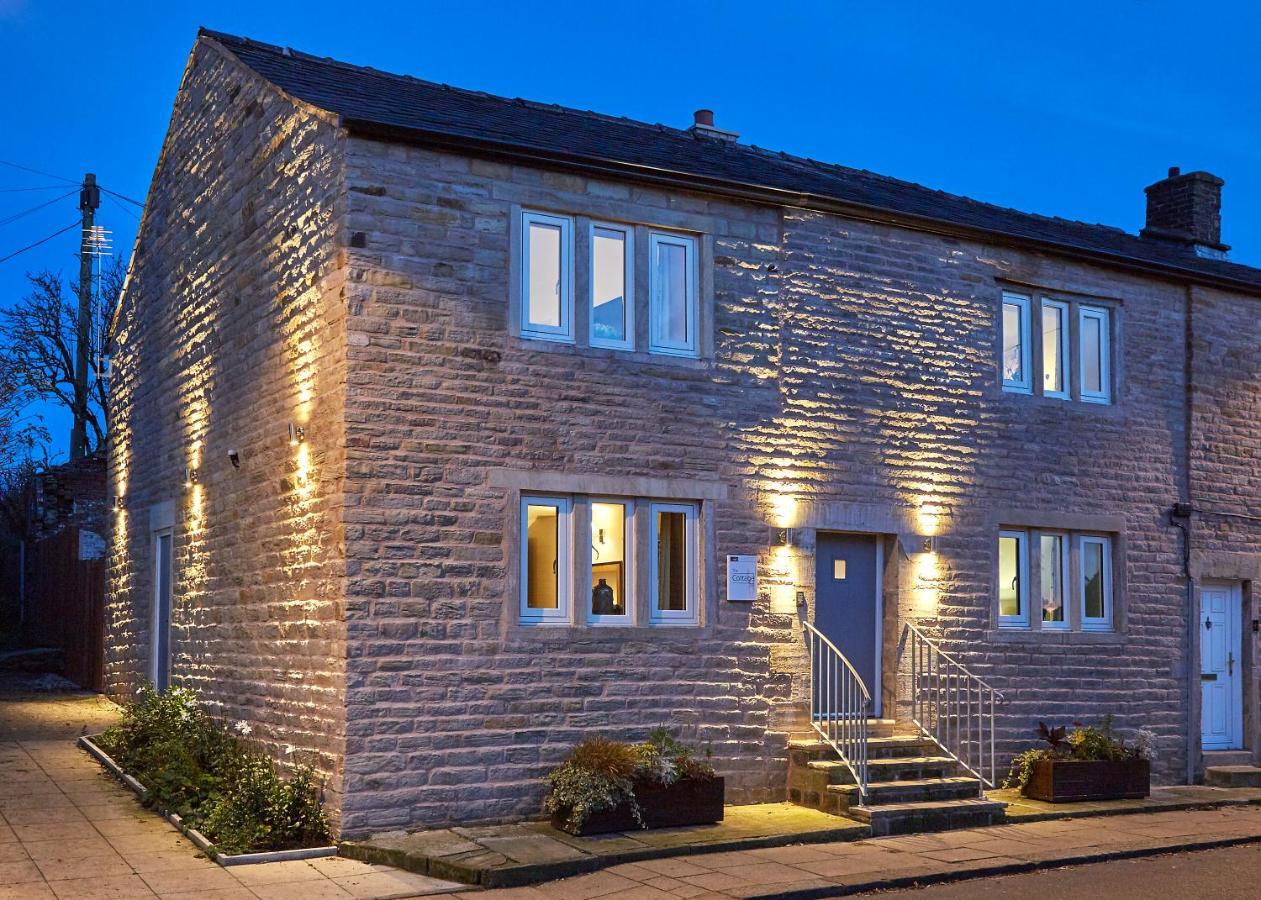 The White Hart At Lydgate Hotel Oldham Exterior foto